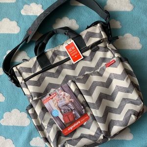 NWT Skip Hop Diaper Bag